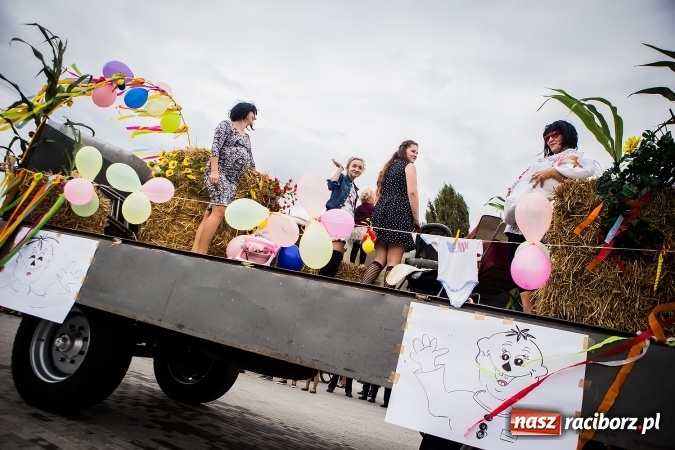 Zdjęcie w galerii na portalu naszraciborz.pl: Niebo łaskawe dla Zabełkowa. Dożynki gminy Krzyżanowice FOTOREPORTAŻ wiadomości z regionu