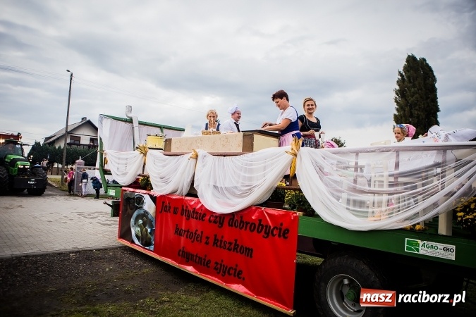 Zdjęcie w galerii na portalu naszraciborz.pl: Niebo łaskawe dla Zabełkowa. Dożynki gminy Krzyżanowice FOTOREPORTAŻ wiadomości z regionu