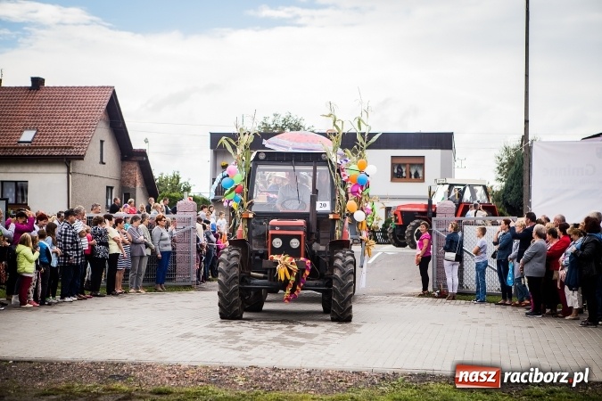 Zdjęcie w galerii na portalu naszraciborz.pl: Niebo łaskawe dla Zabełkowa. Dożynki gminy Krzyżanowice FOTOREPORTAŻ wiadomości z regionu