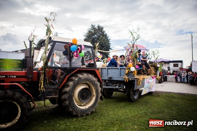 Zdjęcie w galerii na portalu naszraciborz.pl: Niebo łaskawe dla Zabełkowa. Dożynki gminy Krzyżanowice FOTOREPORTAŻ wiadomości z regionu