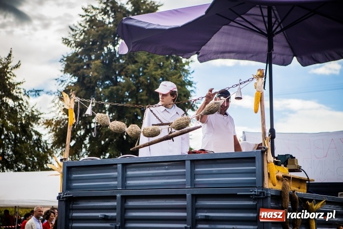 Zdjęcie w galerii na portalu naszraciborz.pl: Niebo łaskawe dla Zabełkowa. Dożynki gminy Krzyżanowice FOTOREPORTAŻ wiadomości z regionu