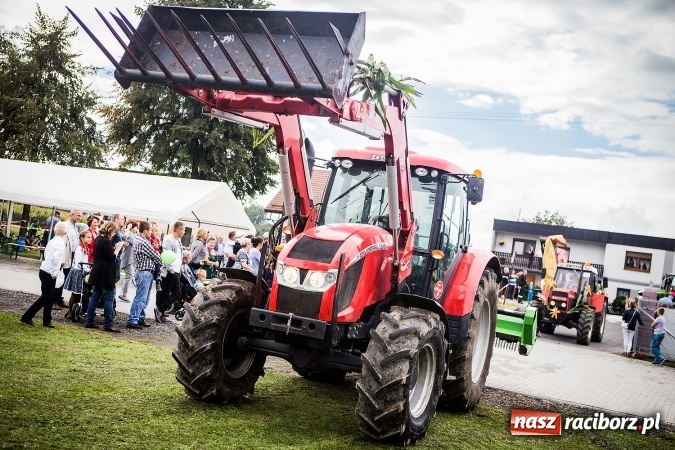 Zdjęcie w galerii na portalu naszraciborz.pl: Niebo łaskawe dla Zabełkowa. Dożynki gminy Krzyżanowice FOTOREPORTAŻ wiadomości z regionu
