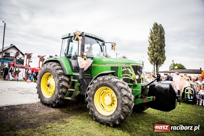 Zdjęcie w galerii na portalu naszraciborz.pl: Niebo łaskawe dla Zabełkowa. Dożynki gminy Krzyżanowice FOTOREPORTAŻ wiadomości z regionu