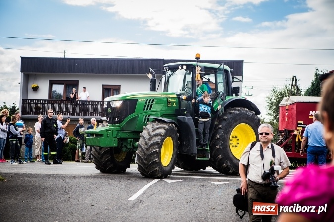 Zdjęcie w galerii na portalu naszraciborz.pl: Niebo łaskawe dla Zabełkowa. Dożynki gminy Krzyżanowice FOTOREPORTAŻ wiadomości z regionu