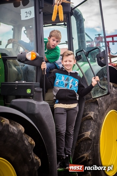 Zdjęcie w galerii na portalu naszraciborz.pl: Niebo łaskawe dla Zabełkowa. Dożynki gminy Krzyżanowice FOTOREPORTAŻ wiadomości z regionu