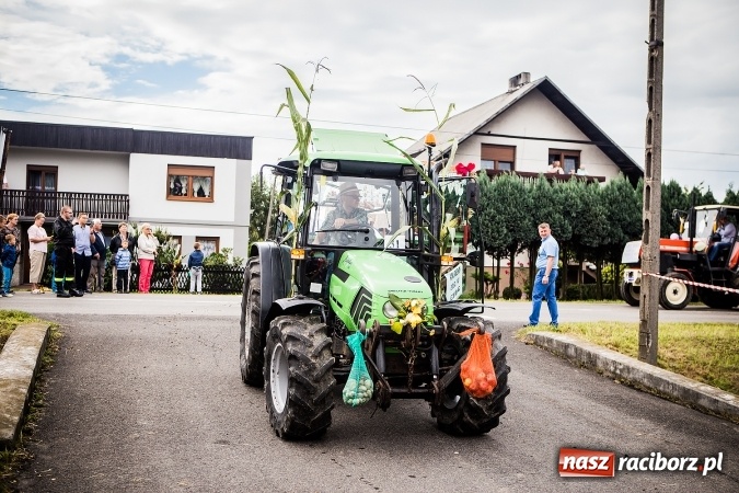 Zdjęcie w galerii na portalu naszraciborz.pl: Niebo łaskawe dla Zabełkowa. Dożynki gminy Krzyżanowice FOTOREPORTAŻ wiadomości z regionu