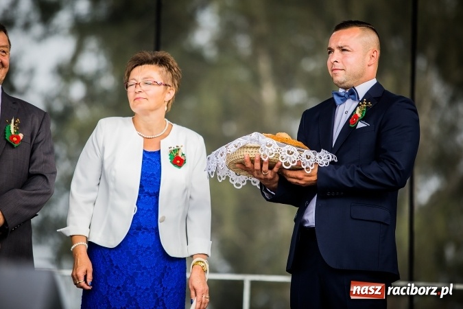 Zdjęcie w galerii na portalu naszraciborz.pl: Niebo łaskawe dla Zabełkowa. Dożynki gminy Krzyżanowice FOTOREPORTAŻ wiadomości z regionu