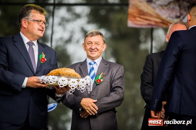 Zdjęcie w galerii na portalu naszraciborz.pl: Niebo łaskawe dla Zabełkowa. Dożynki gminy Krzyżanowice FOTOREPORTAŻ wiadomości z regionu