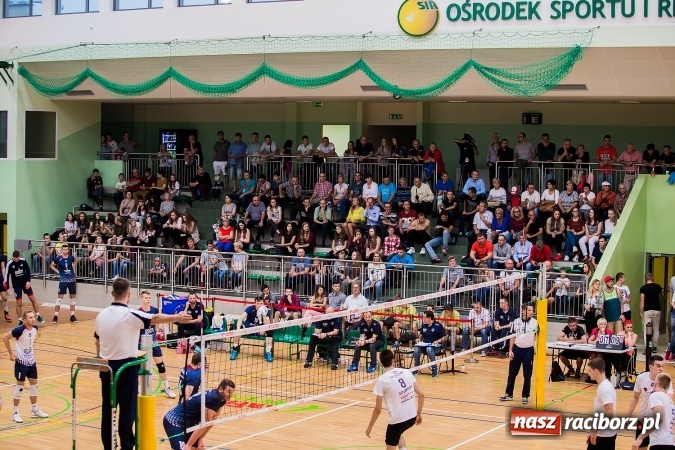 Zdjęcie w galerii na portalu naszraciborz.pl: W Raciborzu ZAKSA poza zasięgiem rywali wiadomości z regionu