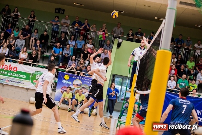 Zdjęcie w galerii na portalu naszraciborz.pl: W Raciborzu ZAKSA poza zasięgiem rywali wiadomości z regionu