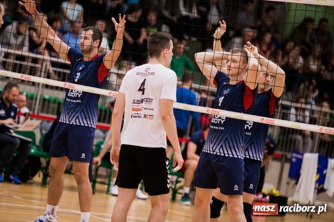 Zdjęcie w galerii na portalu naszraciborz.pl: W Raciborzu ZAKSA poza zasięgiem rywali wiadomości z regionu