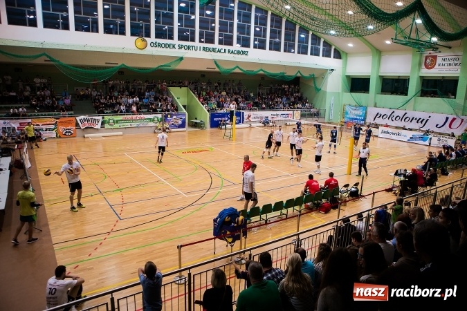 Zdjęcie w galerii na portalu naszraciborz.pl: W Raciborzu ZAKSA poza zasięgiem rywali wiadomości z regionu