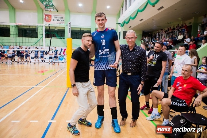 Zdjęcie w galerii na portalu naszraciborz.pl: W Raciborzu ZAKSA poza zasięgiem rywali wiadomości z regionu