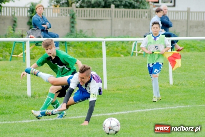 Zdjęcie w galerii na portalu naszraciborz.pl: Juniorzy młodsi: Unia pokonana w derbach przy Urbana wiadomości z regionu