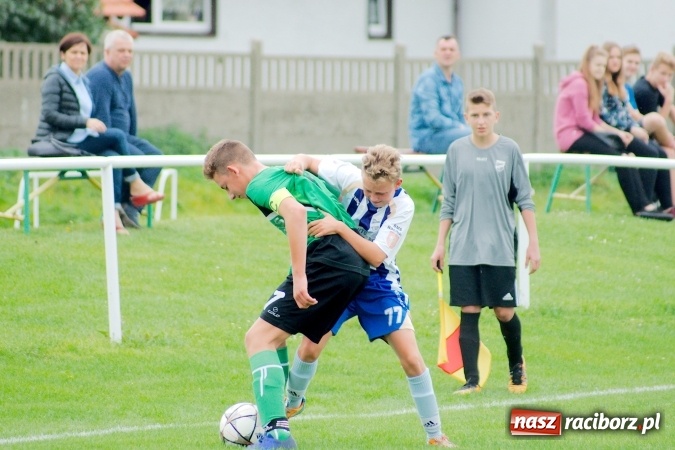 Zdjęcie w galerii na portalu naszraciborz.pl: Juniorzy młodsi: Unia pokonana w derbach przy Urbana wiadomości z regionu
