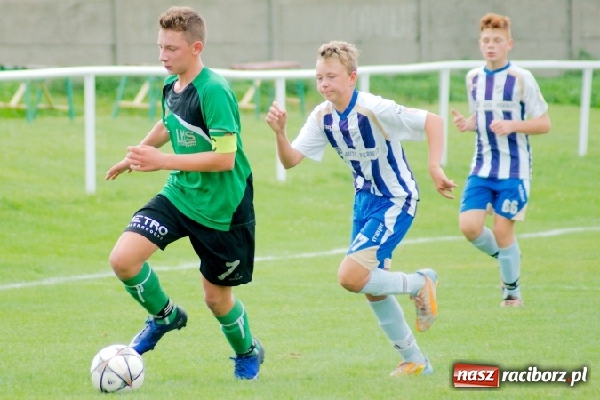 Zdjęcie w galerii na portalu naszraciborz.pl: Juniorzy młodsi: Unia pokonana w derbach przy Urbana wiadomości z regionu