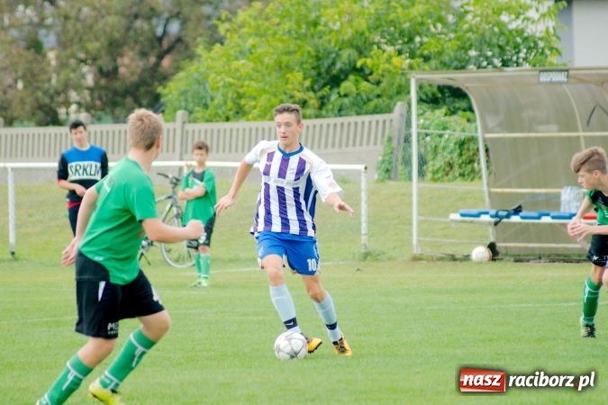 Zdjęcie w galerii na portalu naszraciborz.pl: Juniorzy młodsi: Unia pokonana w derbach przy Urbana wiadomości z regionu