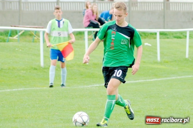 Zdjęcie w galerii na portalu naszraciborz.pl: Juniorzy młodsi: Unia pokonana w derbach przy Urbana wiadomości z regionu