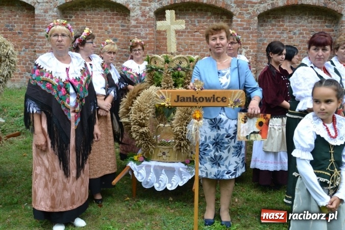 Zdjęcie w galerii na portalu naszraciborz.pl: Biedy nie szukajcie w Afryce – dożynki diecezjalne w Rudach!  wiadomości z regionu