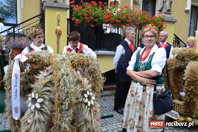 Zdjęcie w galerii na portalu naszraciborz.pl: Biedy nie szukajcie w Afryce – dożynki diecezjalne w Rudach!  wiadomości z regionu