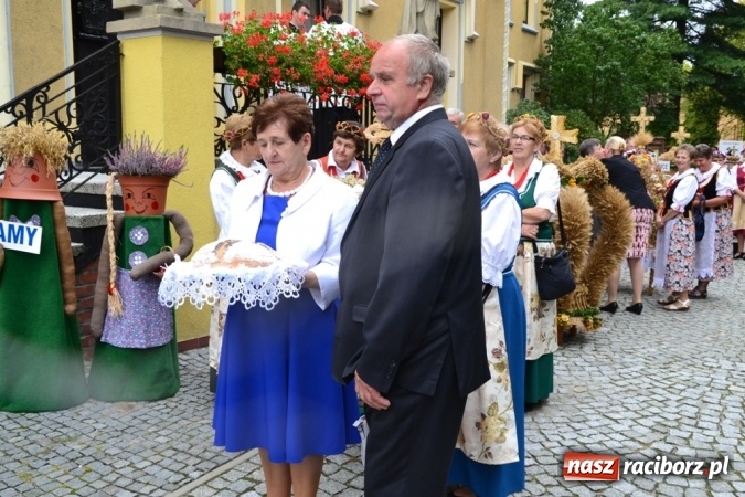 Zdjęcie w galerii na portalu naszraciborz.pl: Biedy nie szukajcie w Afryce – dożynki diecezjalne w Rudach!  wiadomości z regionu