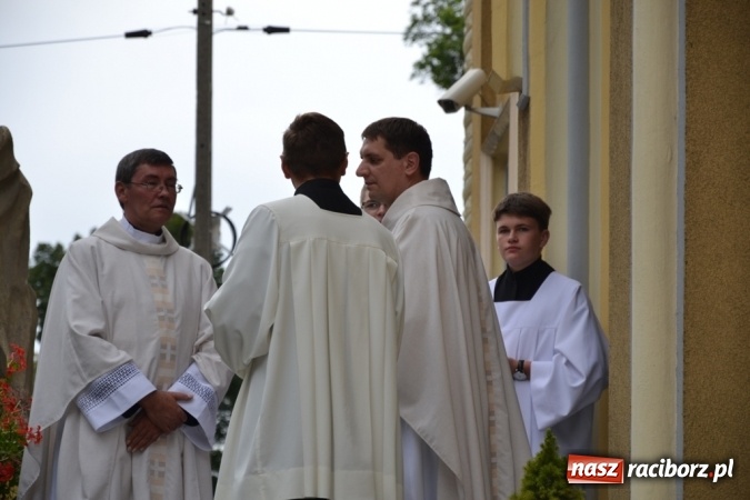 Zdjęcie w galerii na portalu naszraciborz.pl: Biedy nie szukajcie w Afryce – dożynki diecezjalne w Rudach!  wiadomości z regionu