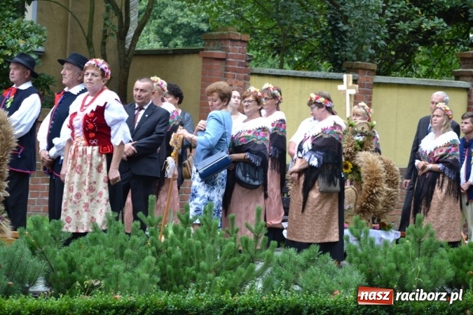 Zdjęcie w galerii na portalu naszraciborz.pl: Biedy nie szukajcie w Afryce – dożynki diecezjalne w Rudach!  wiadomości z regionu