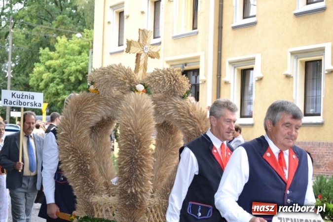 Zdjęcie w galerii na portalu naszraciborz.pl: Biedy nie szukajcie w Afryce – dożynki diecezjalne w Rudach!  wiadomości z regionu