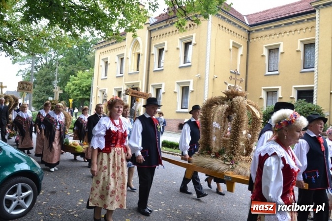 Zdjęcie w galerii na portalu naszraciborz.pl: Biedy nie szukajcie w Afryce – dożynki diecezjalne w Rudach!  wiadomości z regionu