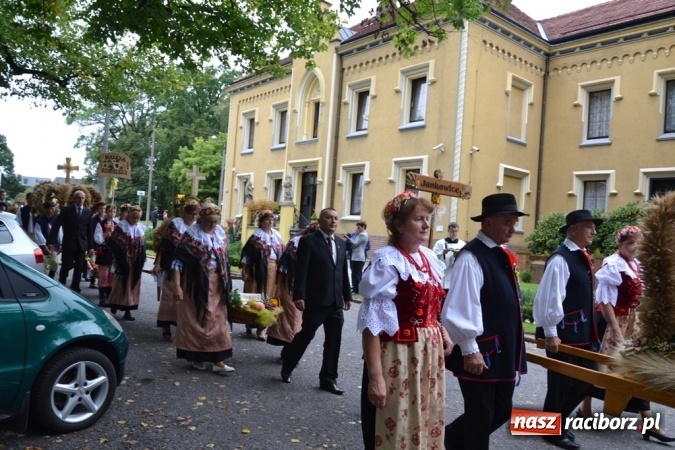 Zdjęcie w galerii na portalu naszraciborz.pl: Biedy nie szukajcie w Afryce – dożynki diecezjalne w Rudach!  wiadomości z regionu