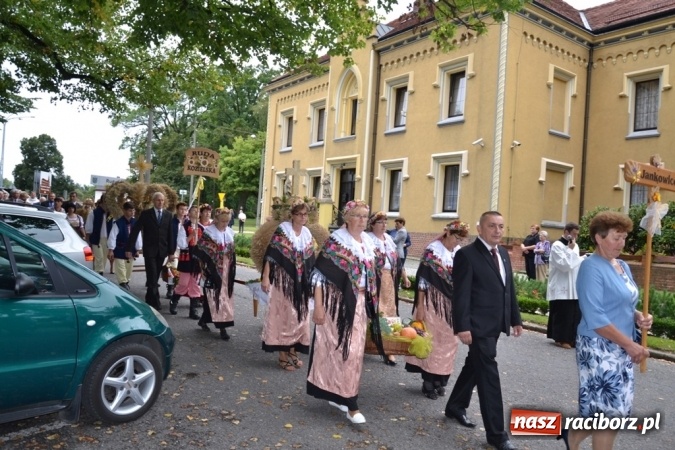 Zdjęcie w galerii na portalu naszraciborz.pl: Biedy nie szukajcie w Afryce – dożynki diecezjalne w Rudach!  wiadomości z regionu
