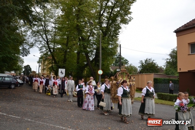 Zdjęcie w galerii na portalu naszraciborz.pl: Biedy nie szukajcie w Afryce – dożynki diecezjalne w Rudach!  wiadomości z regionu
