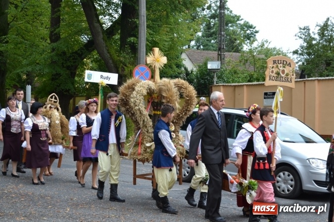 Zdjęcie w galerii na portalu naszraciborz.pl: Biedy nie szukajcie w Afryce – dożynki diecezjalne w Rudach!  wiadomości z regionu