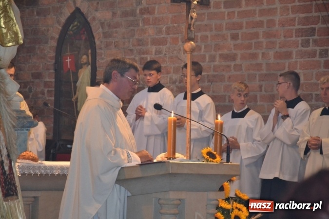 Zdjęcie w galerii na portalu naszraciborz.pl: Biedy nie szukajcie w Afryce – dożynki diecezjalne w Rudach!  wiadomości z regionu