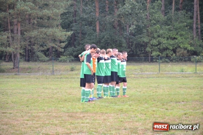 Zdjęcie w galerii na portalu naszraciborz.pl: Adamowice kontra Jankowice. Komplet punktów gospodarzy wiadomości z regionu