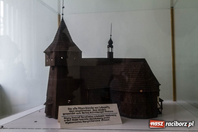 Zdjęcie w galerii na portalu naszraciborz.pl: Jesień z Sędziwojem, czyli od alchemii do kosmosu  wiadomości z regionu