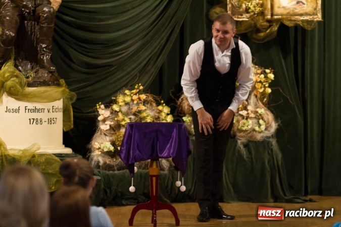 Zdjęcie w galerii na portalu naszraciborz.pl: Jesień z Sędziwojem, czyli od alchemii do kosmosu  wiadomości z regionu