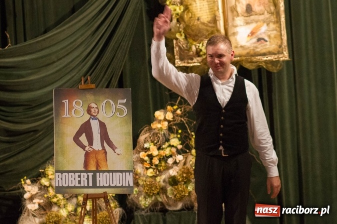 Zdjęcie w galerii na portalu naszraciborz.pl: Jesień z Sędziwojem, czyli od alchemii do kosmosu  wiadomości z regionu