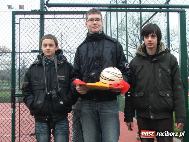 Zdjęcie w galerii na portalu naszraciborz.pl: ORLIK wylądował u Weltzla wiadomości z regionu