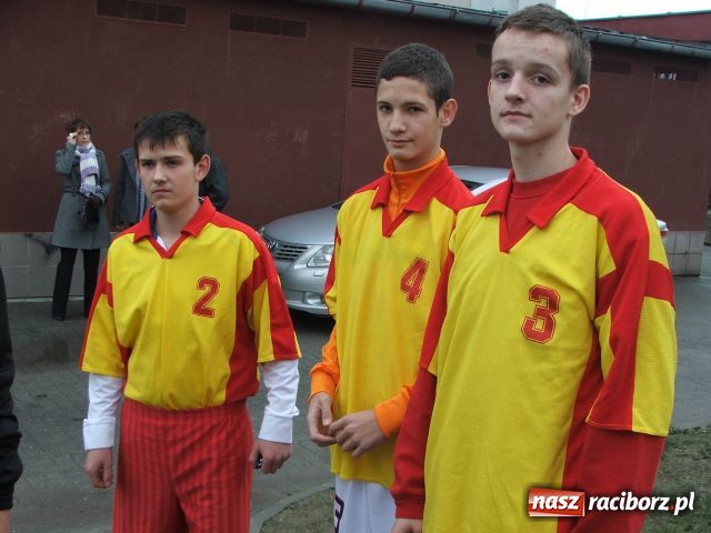 Zdjęcie w galerii na portalu naszraciborz.pl: ORLIK wylądował u Weltzla wiadomości z regionu