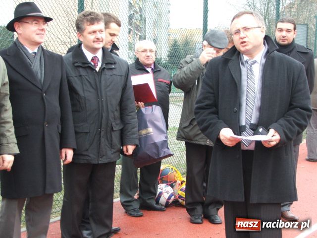 Zdjęcie w galerii na portalu naszraciborz.pl: ORLIK wylądował u Weltzla wiadomości z regionu