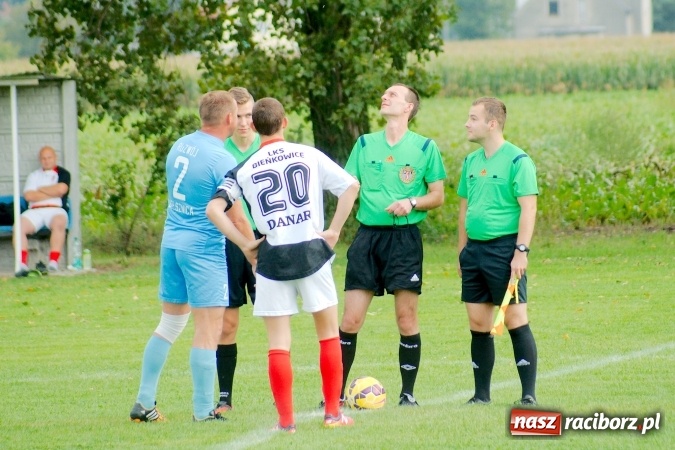 Zdjęcie w galerii na portalu naszraciborz.pl: B klasa: Fatalna druga połowa Bieńkowic. Pierwszy komplet punktów Bełsznicy wiadomości z regionu