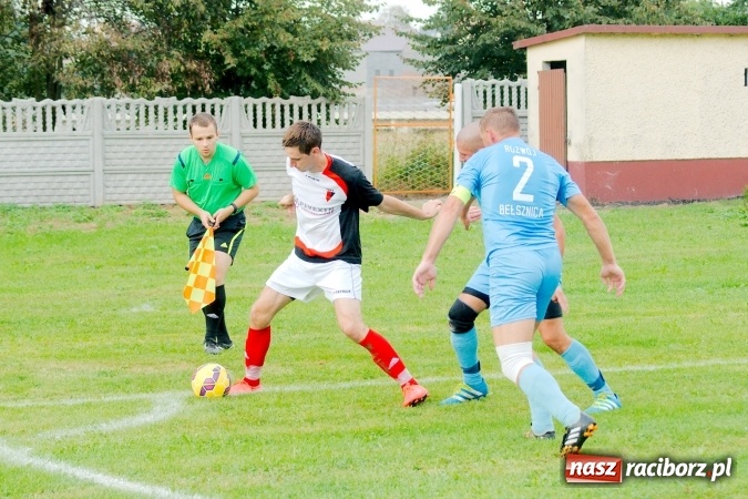 Zdjęcie w galerii na portalu naszraciborz.pl: B klasa: Fatalna druga połowa Bieńkowic. Pierwszy komplet punktów Bełsznicy wiadomości z regionu