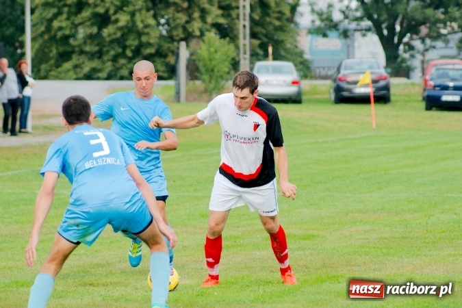 Zdjęcie w galerii na portalu naszraciborz.pl: B klasa: Fatalna druga połowa Bieńkowic. Pierwszy komplet punktów Bełsznicy wiadomości z regionu