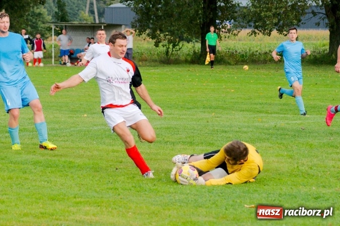 Zdjęcie w galerii na portalu naszraciborz.pl: B klasa: Fatalna druga połowa Bieńkowic. Pierwszy komplet punktów Bełsznicy wiadomości z regionu