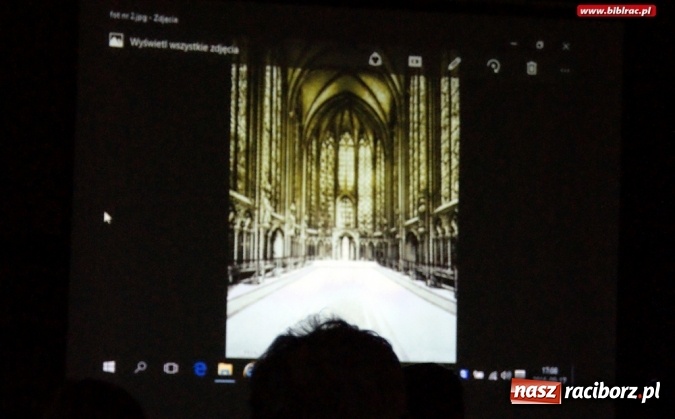 Zdjęcie w galerii na portalu naszraciborz.pl: O kaplicy zamkowej w raciborskiej bibliotece  wiadomości z regionu