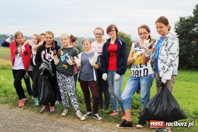 Zdjęcie w galerii na portalu naszraciborz.pl: Pracowita sobota w gimnazjum w Kornowacu wiadomości z regionu