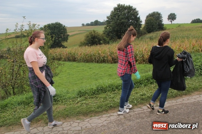 Zdjęcie w galerii na portalu naszraciborz.pl: Pracowita sobota w gimnazjum w Kornowacu wiadomości z regionu