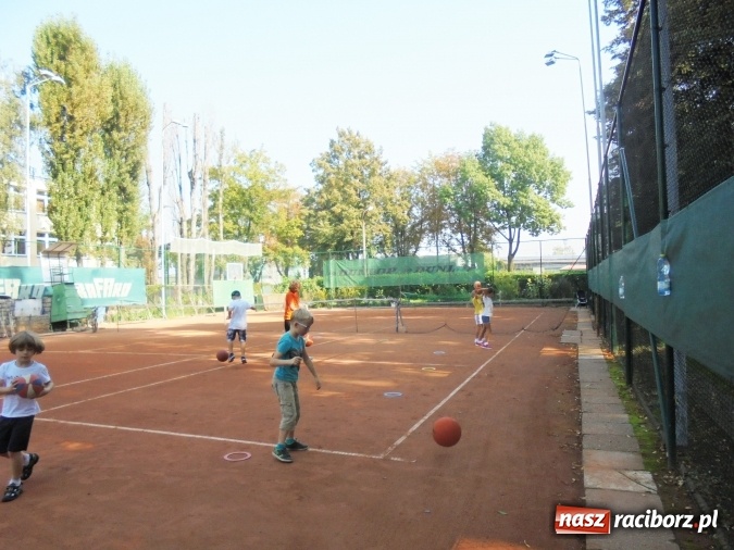Zdjęcie w galerii na portalu naszraciborz.pl: Tenis po wakacjach dla najmłodszych  wiadomości z regionu