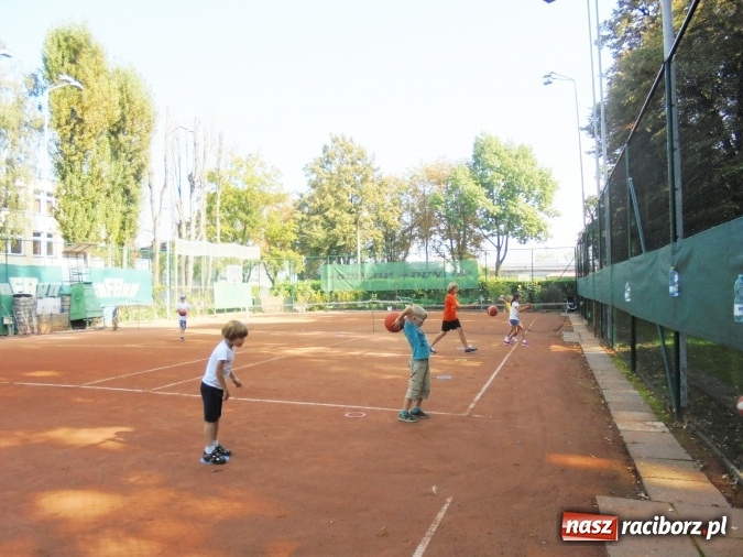 Zdjęcie w galerii na portalu naszraciborz.pl: Tenis po wakacjach dla najmłodszych  wiadomości z regionu